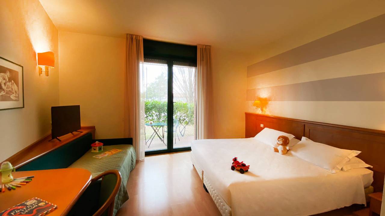 Zimmer Phi Hotel Emilia