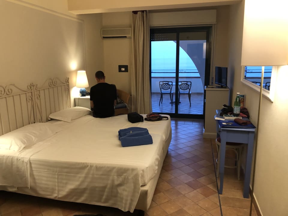 Zimmer Baia Taormina - CDSHotels