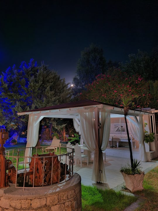 Gartenanlage Apollo Hotel I & II