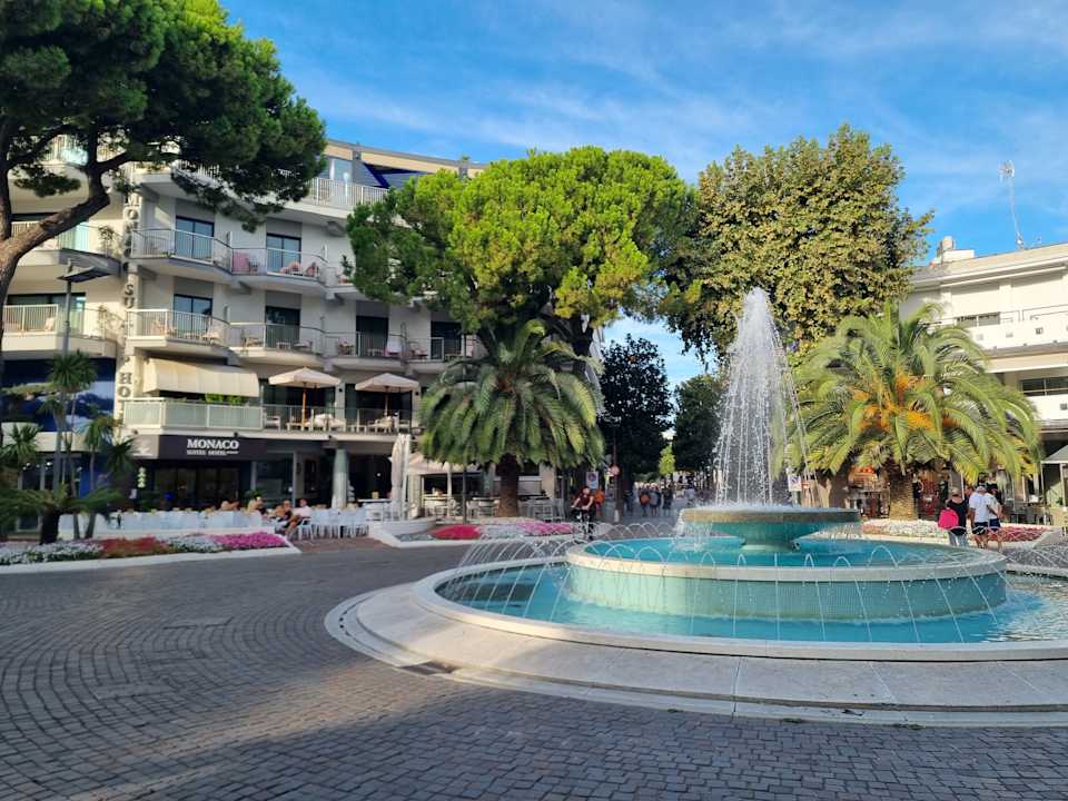 Außenansicht Hotel Monaco