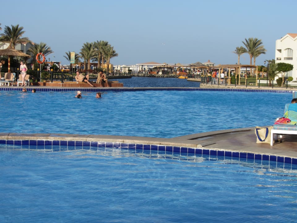 Kinderbecken-beheiztes Schwimmbecken-Lagune Pickalbatros Dana Beach Resort - Hurghada