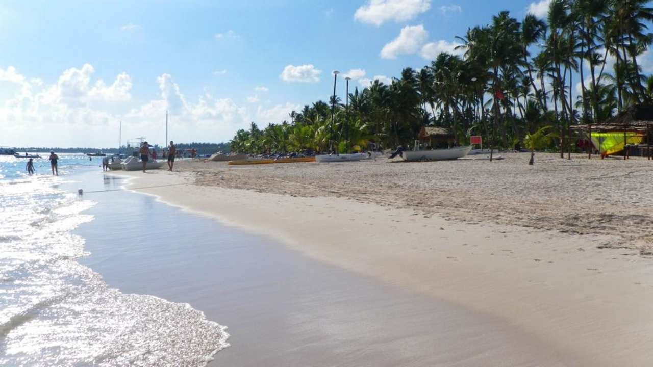 Strand Villas Bavaro Resort & Spa
