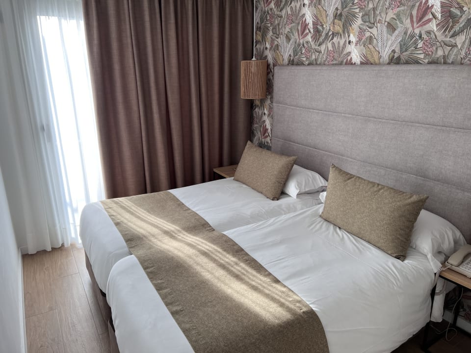 Zimmer Kumara Serenoa by Lopesan Hotels