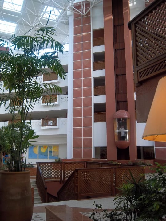 Lift Atlas Amadil Beach Hotel