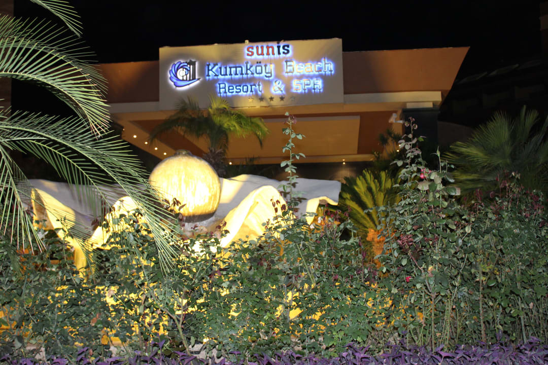 Eingang  Sunis Kumköy Beach Resort Hotel & Spa
