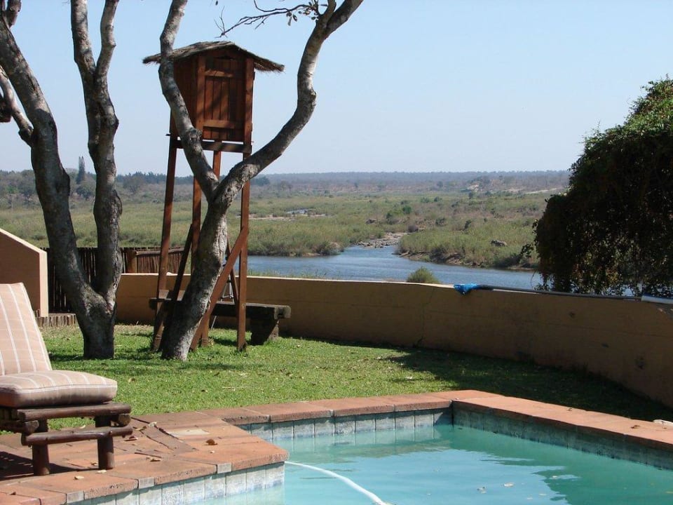 Crocodile River Hotel Buckler's Africa