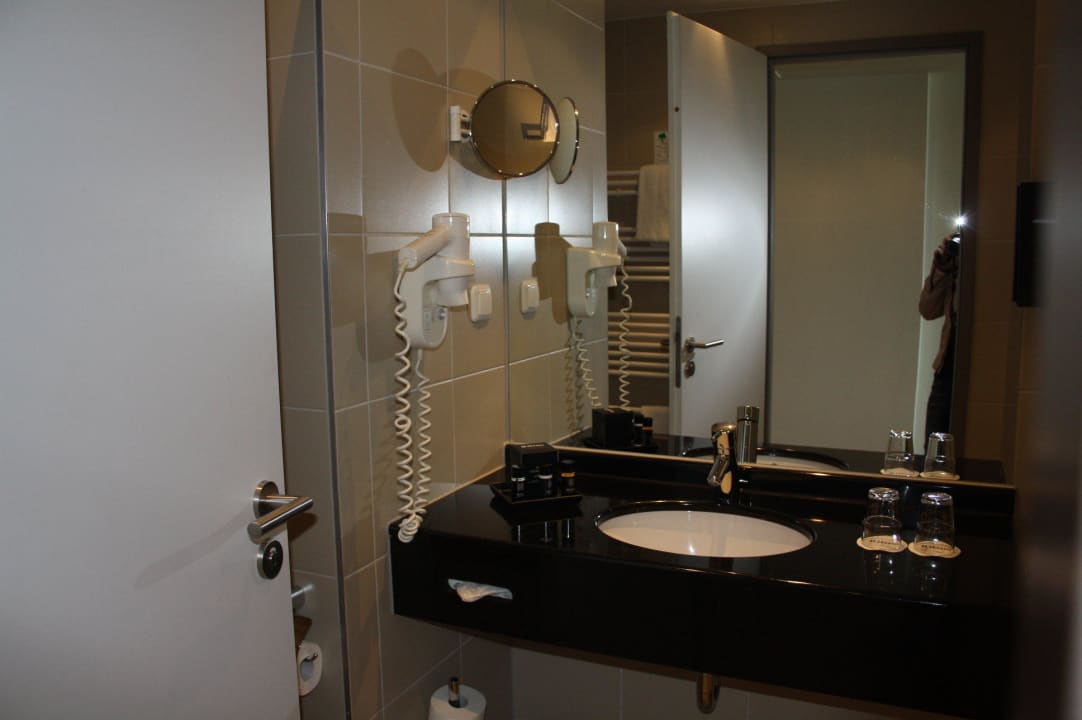 BAD elaya hotel hamburg finkenwerder