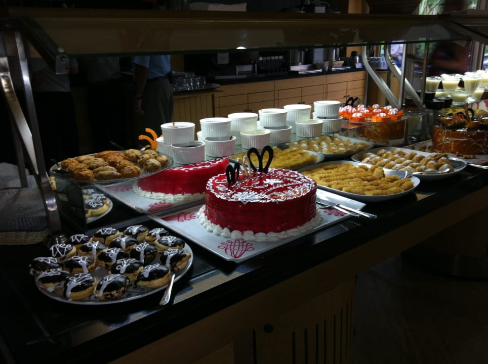 Kuchen Can Garden Resort