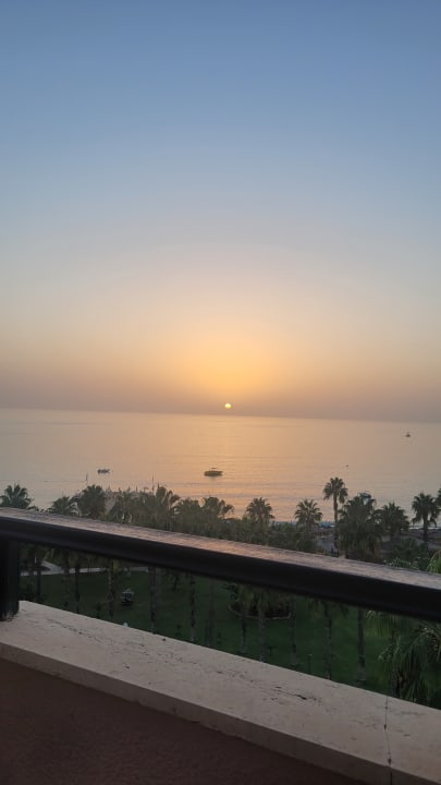 Strand Justiniano Park Conti