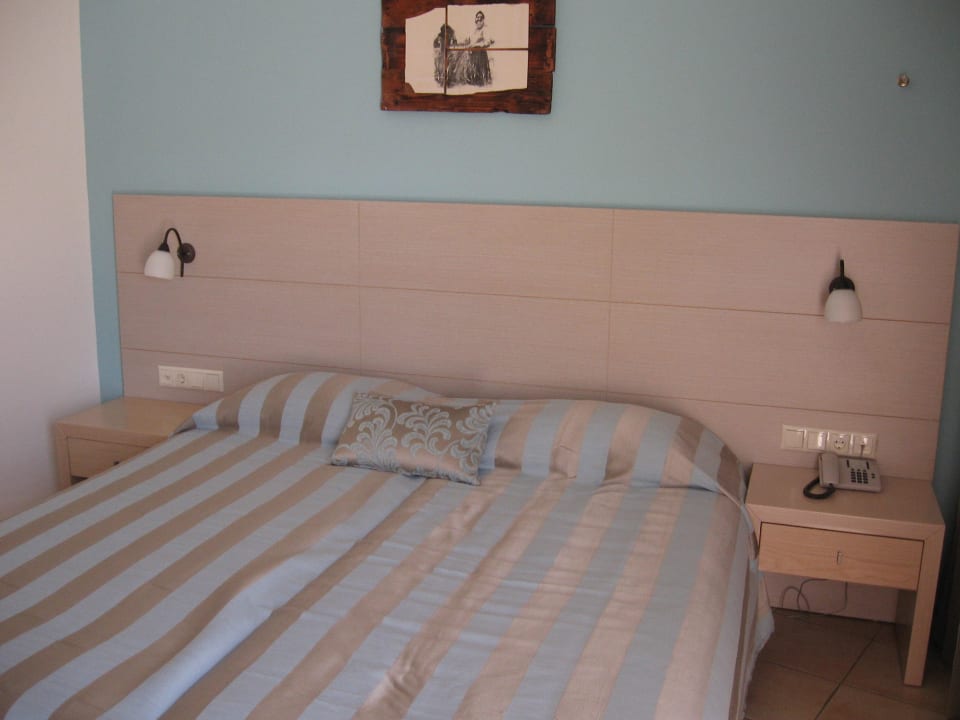 Moderne Möbilierung Alianthos Garden Hotel