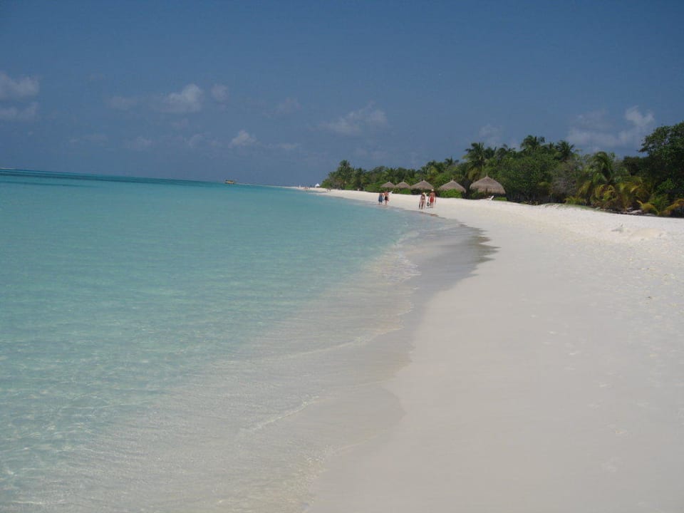 Strandabschnitt Kuredu Island Resort & Spa