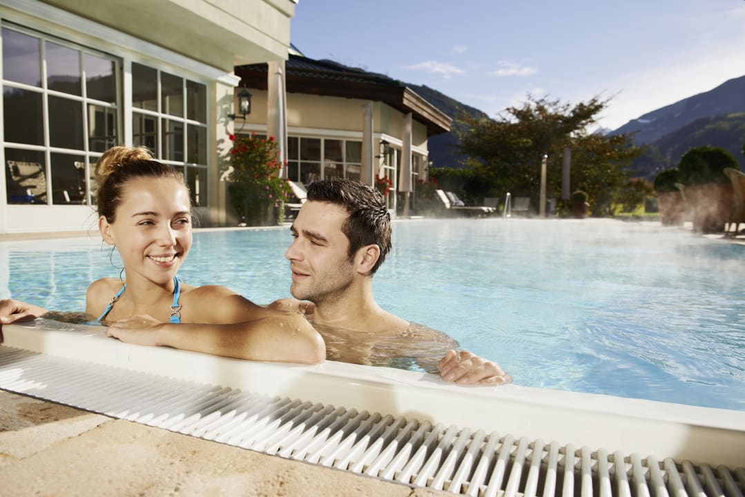 Pool Theresa - Wellness & Genießer Hotel