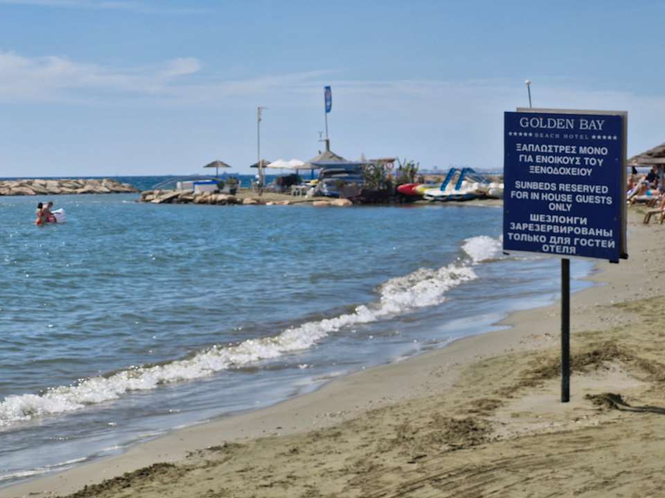 Strand The Golden Bay Beach Hotel