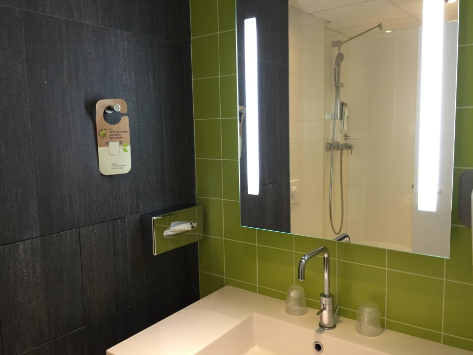 Bad Hotel ibis Styles Paris Porte d'Orléans