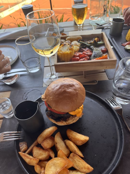 Gastro Nana Golden Beach