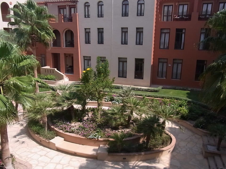 Innenhof bei Tag Hotel Three Corners Ocean View prestige - Adults only