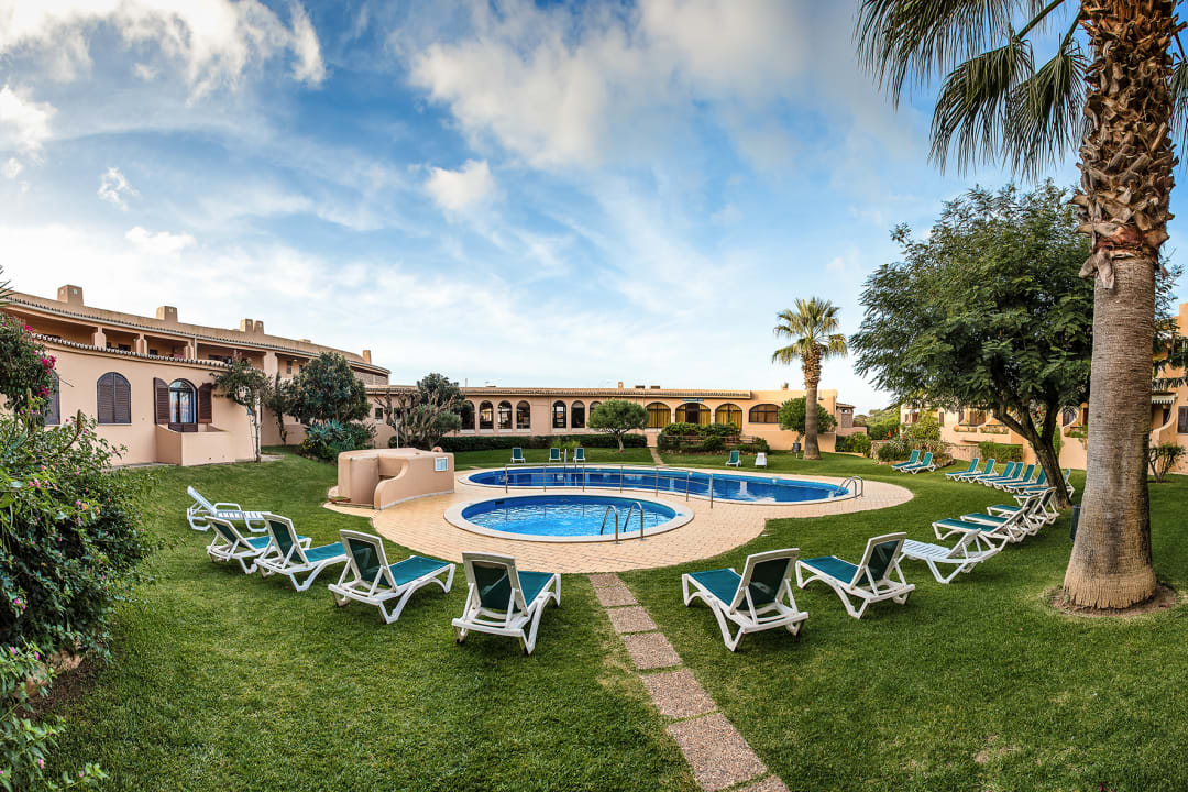 Pool Clube Maria Luisa