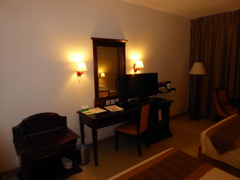 Zimmer Hotel Holiday Muscat