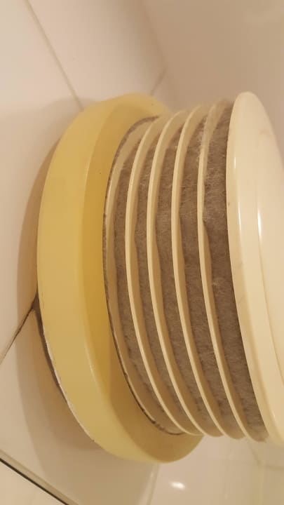 Lüfter Bad Hotel Delta Berlin