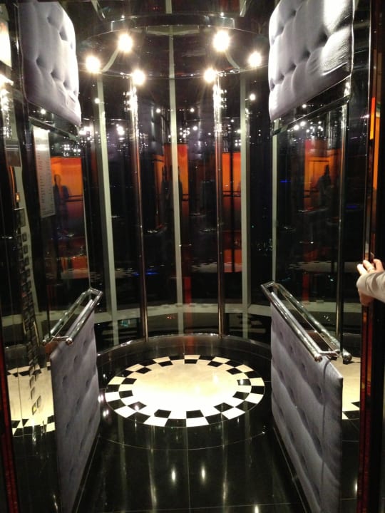 Panorama Aufzug Jumeirah Beach Hotel