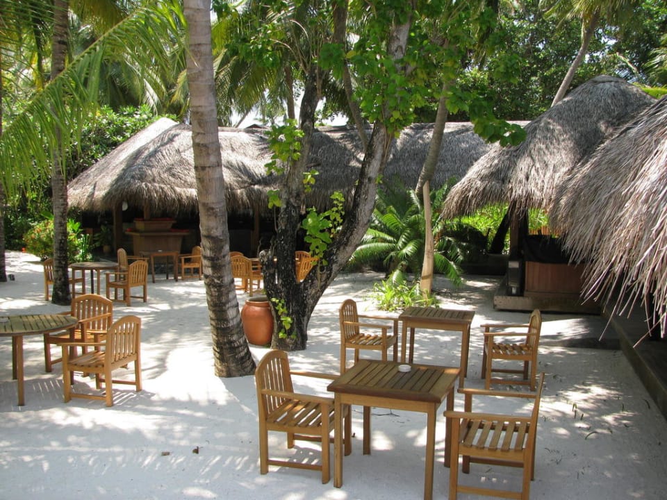 Island Coffee-Shop Kuramathi Maldives