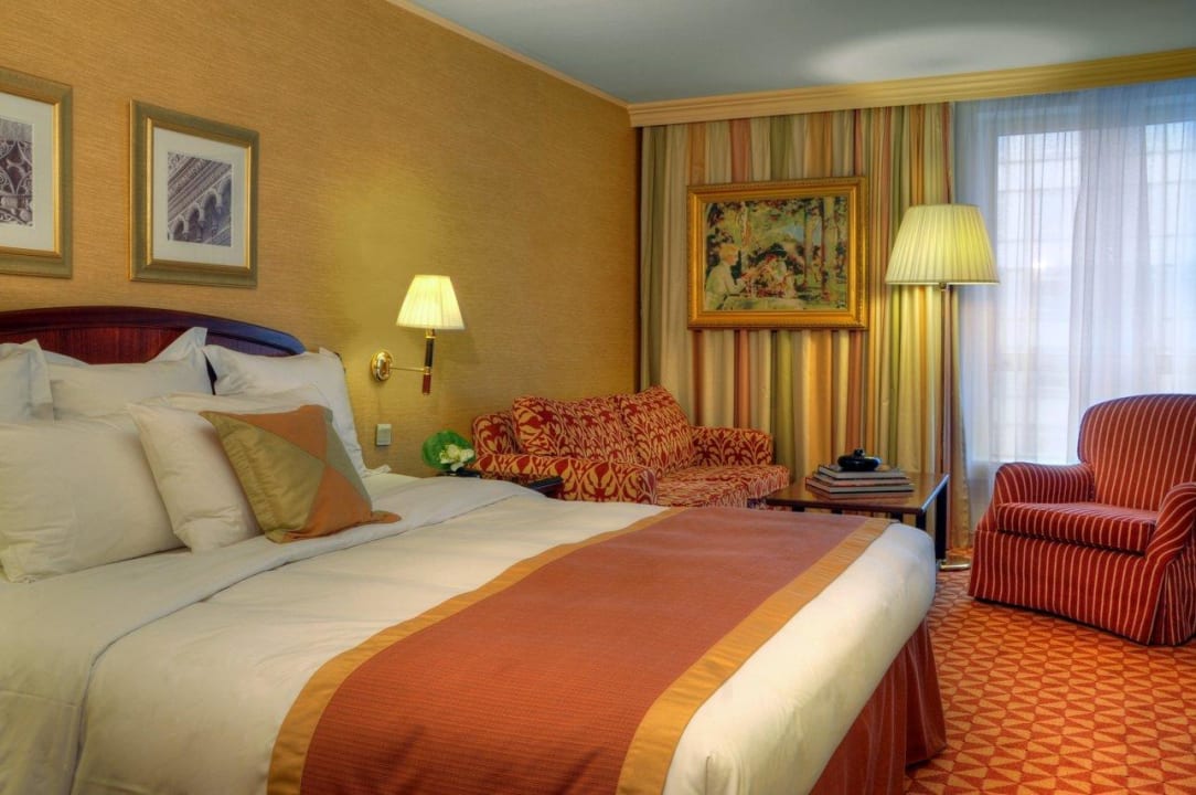 Executive Room Renaissance Paris Hotel La Defense