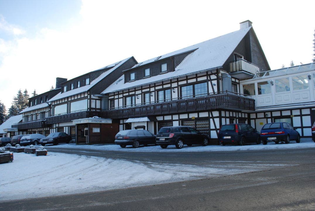 Hauptgebäude von aussen Der schöne Asten - Resort Winterberg