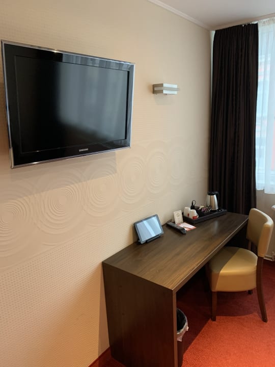 Zimmer Hotel home