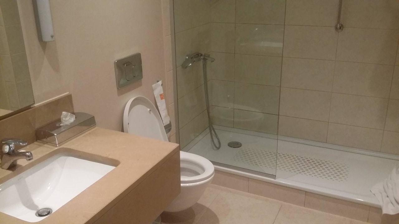 Ванная комната Delta Hotels Istanbul West