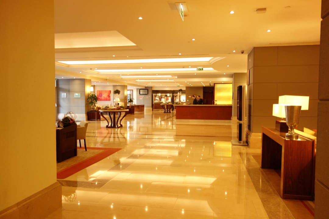 Wohlfühlen im Raum  Corinthia Lisbon