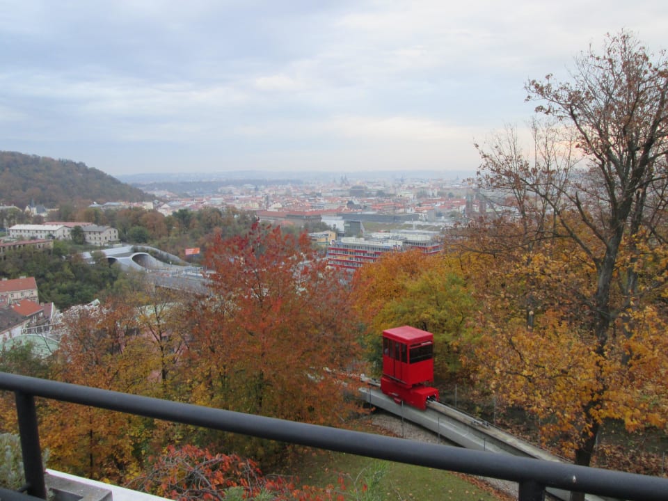 Gondel zum Executivgebäude NH Prague City