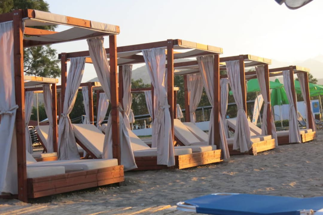 Strand HARPIN Happy Days Beach Hotel