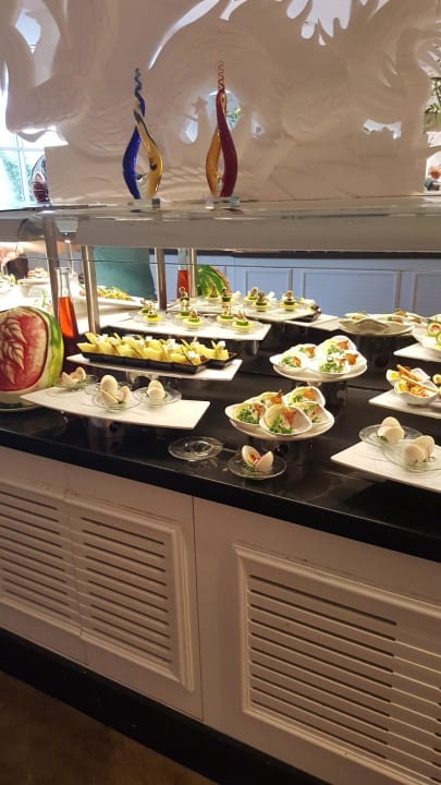 Lecker Well Palace Side