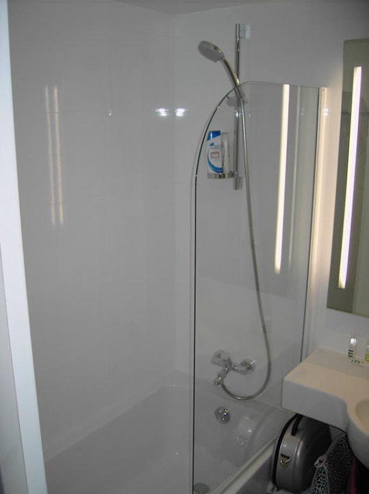 Dusche/Badewanne Mercure Paris Bercy Bibliothèque