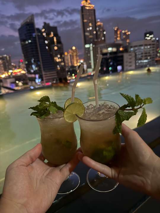 Pool Eastin Grand Hotel Sathorn