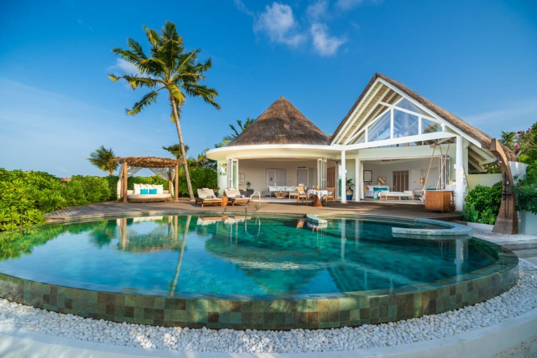 Pool Milaidhoo Maldives