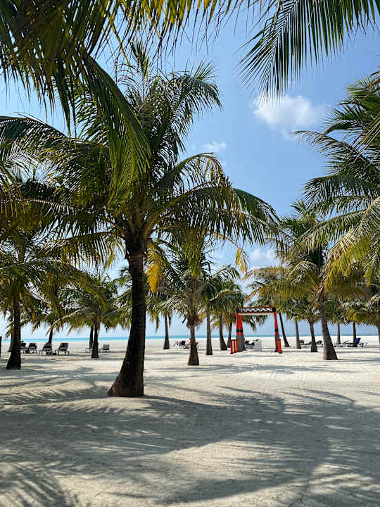 Strand Meeru Maldives Resort Island