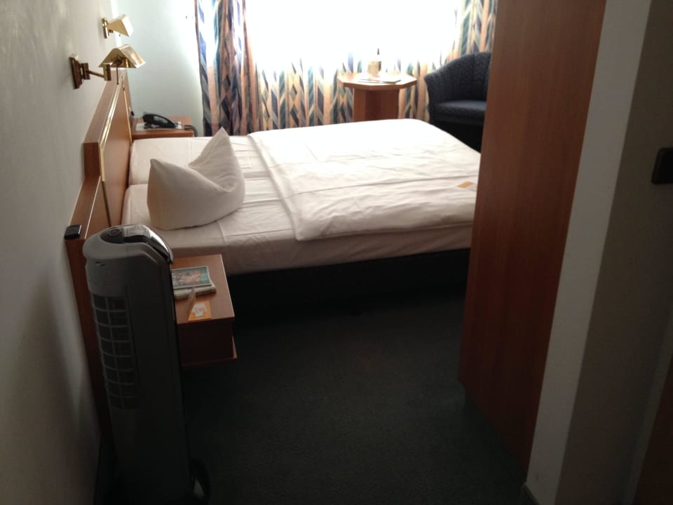 Eingang Hotel Sonnenhof Pleinfeld