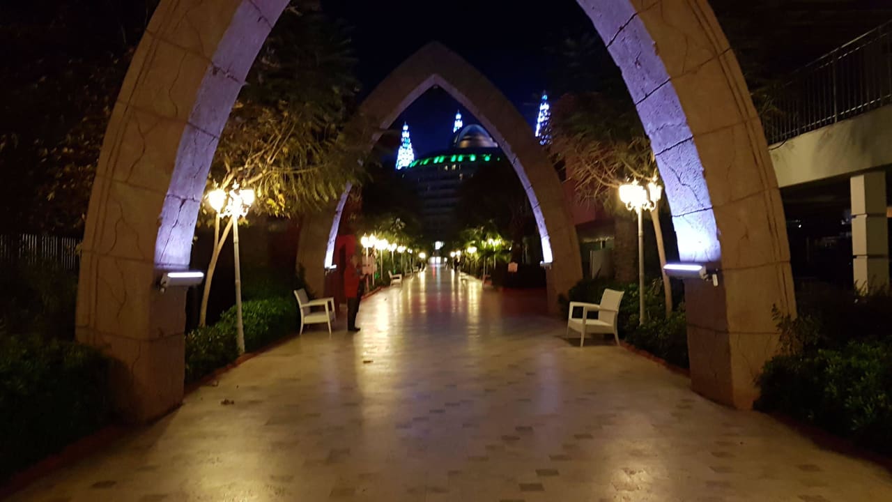 Abendspaziergang Hotel Delphin Imperial