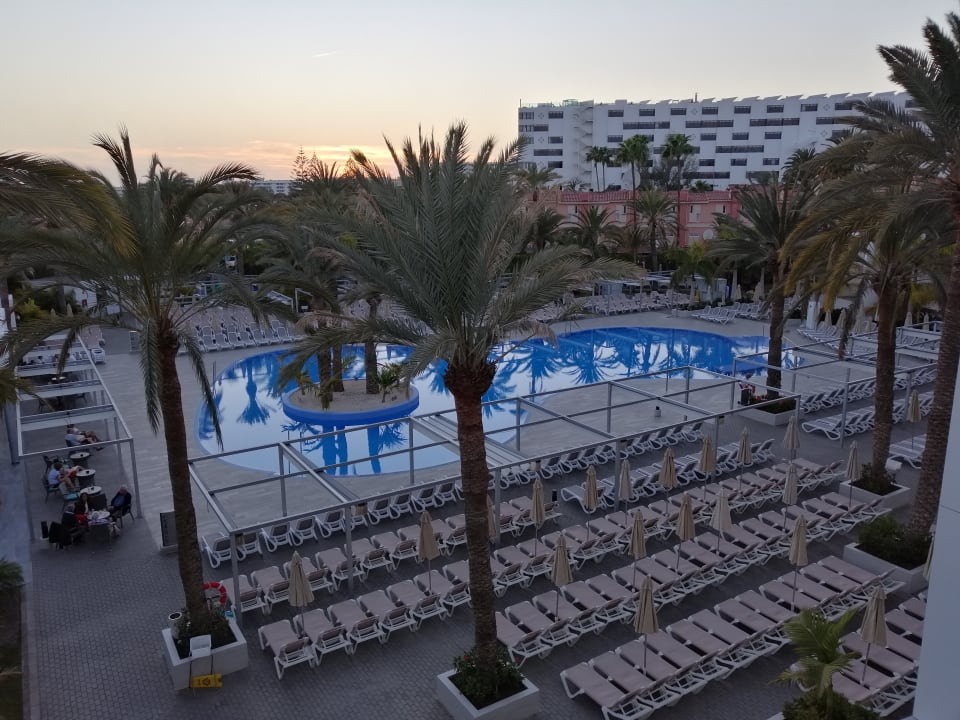 Pool Hotel Riu Papayas