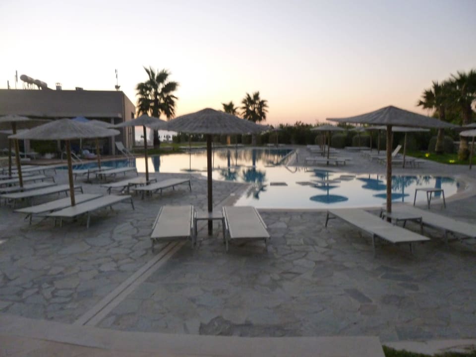 Bei den Suiten am Meer Atlantica Mikri Poli Rhodes
