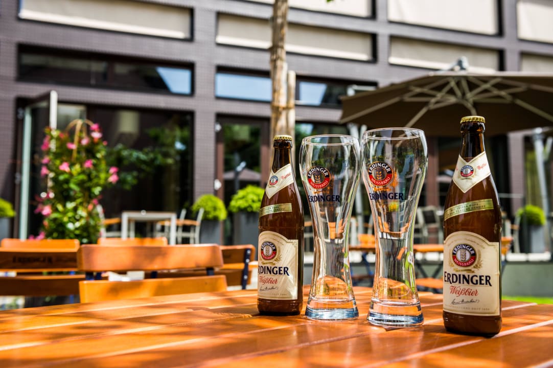 Beer garden HOTEL APART- Welcoming I Urban Feel I Design