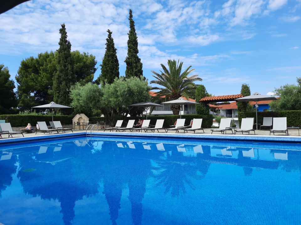 Pool Philoxenia Hotel