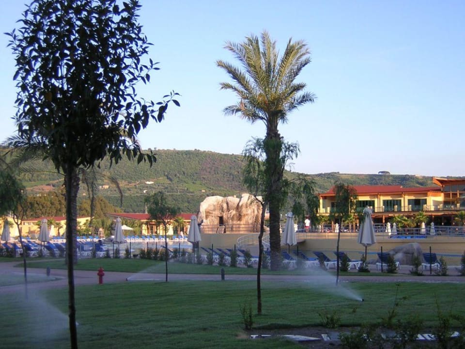 Poolblick Falkensteiner Club Funimation Garden Calabria