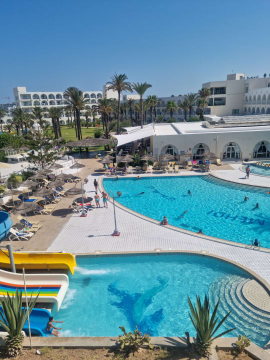 Pool El Mehdi Beach Resort