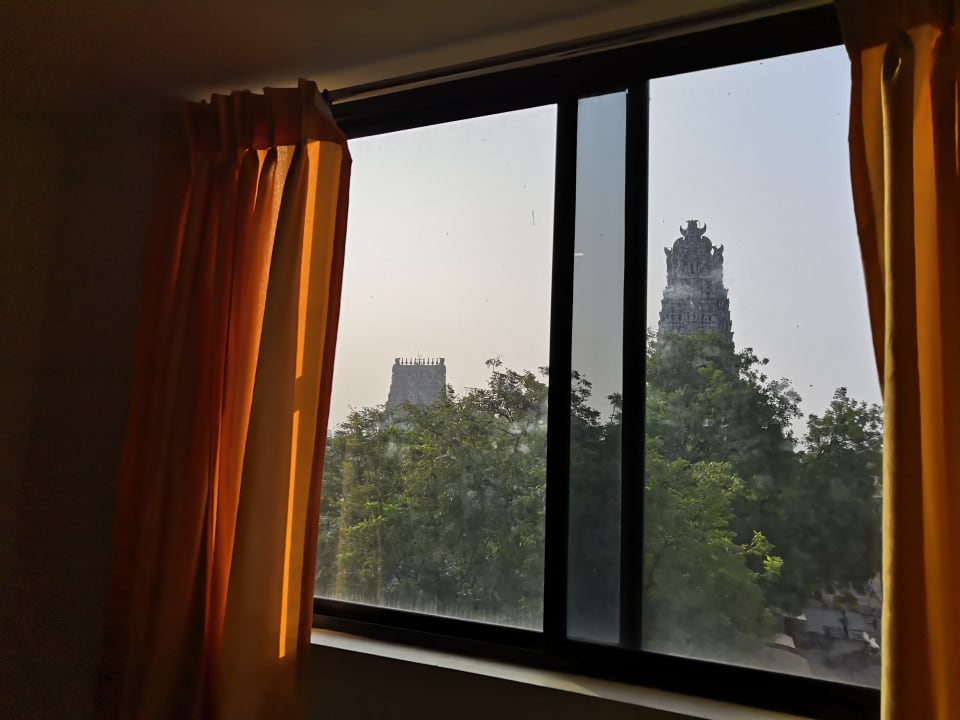Ausblick Hotel Senthil Residency