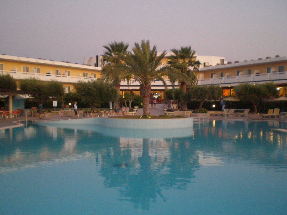 Hauptpool TUI KIDS CLUB Alex Beach