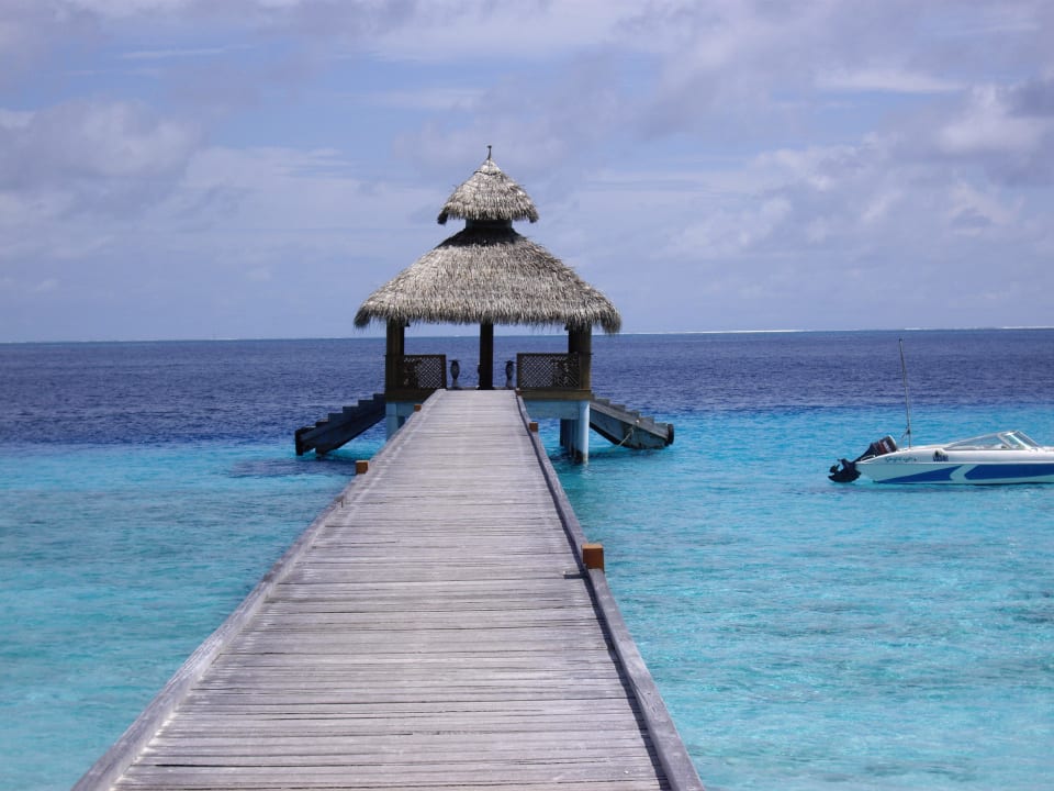 Ponton d'arrivée NH Collection Maldives Reethi Resort