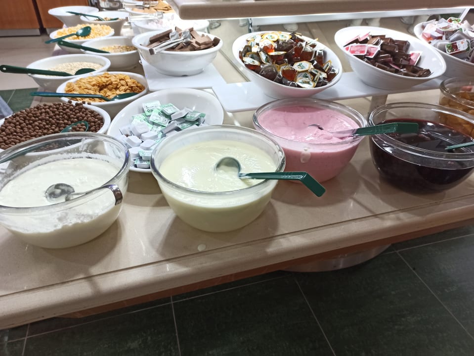 Gastro Side Breeze Hotel