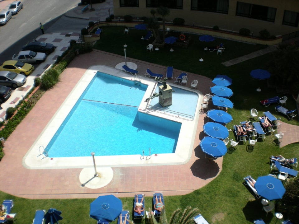 Blick auf den Pool Meliá Costa del Sol